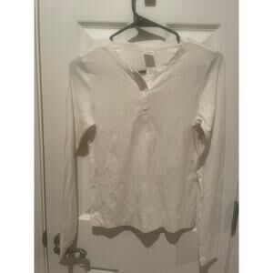Melrose Market Winter White Ribbed Knit l/sleeve 3 button placket, A15
